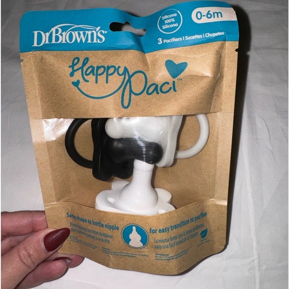 Dr Browns Happy Paci- 3 pacifiers- 0-6m silicone 100% - Picture 1 of 3